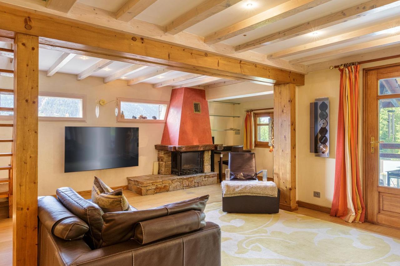 אוש Chalet Galadhrim Chamonix Mont Blanc Valley מראה חיצוני תמונה
