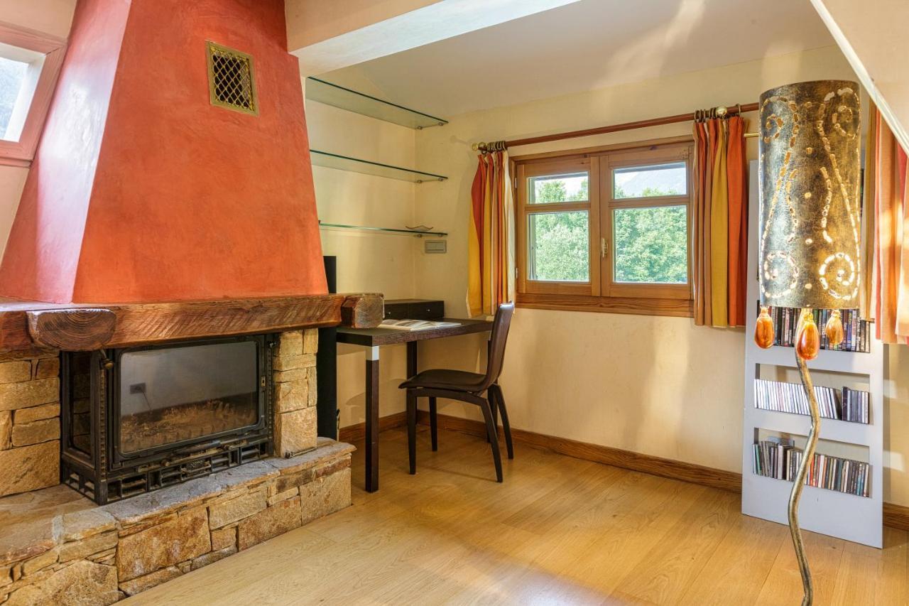 אוש Chalet Galadhrim Chamonix Mont Blanc Valley מראה חיצוני תמונה